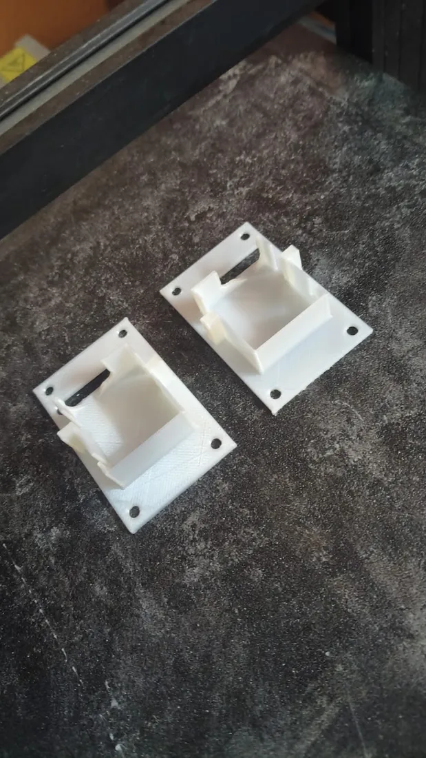 Pair of 3D printed mounting plates